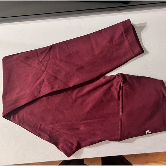Lululemon Align 25” leggings, sz 4, Red Merlot - Picture 2 of 2